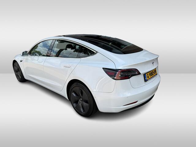 Tesla Model 3 Standard RWD Plus 60 kWh | voorstoel verwarming | 18 inch velgen | panoramadak |