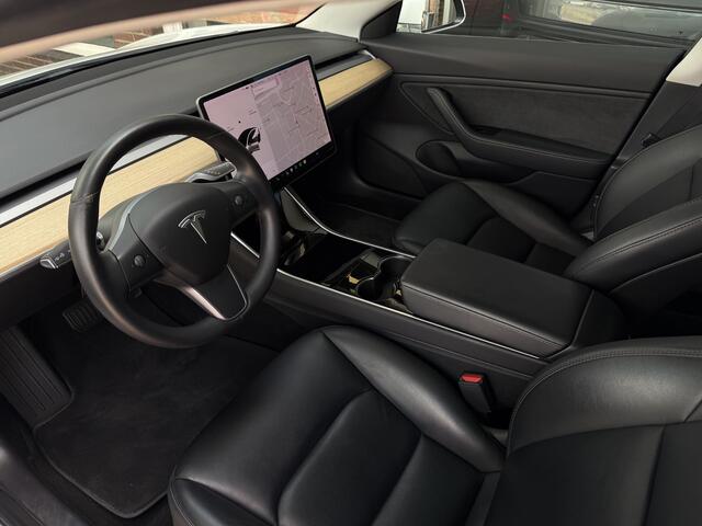 Tesla Model 3 Standard RWD Plus 60 kWh | voorstoel verwarming | 18 inch velgen | panoramadak |