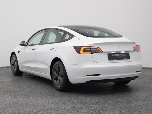 Tesla Model 3 RWD 60 kWh | PANO | CAMERA | STOELVERWARMING