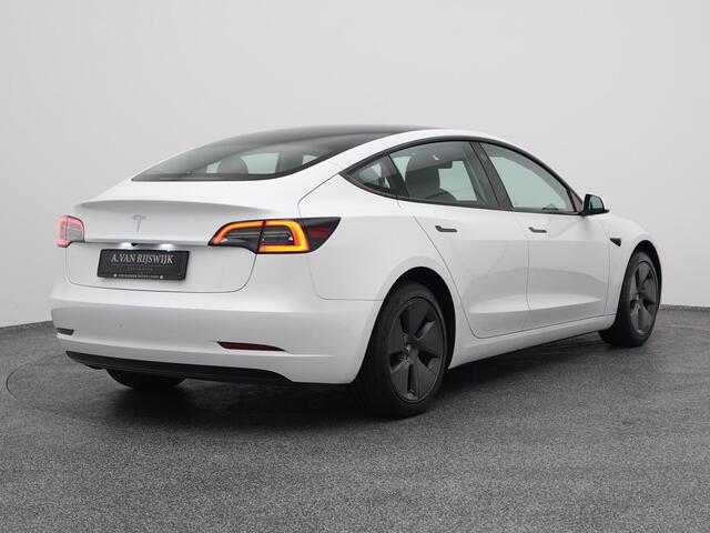 Tesla Model 3 RWD 60 kWh | PANO | CAMERA | STOELVERWARMING