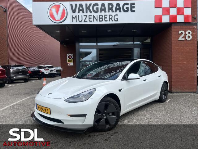 Tesla Model 3 Standard RWD Plus 60 kWh PANODAK // NAVI // ADAPTIVE CRUISE // CLIMA // AUTOPILOT // CAMERA+SENSOREN // LEDEREN BEKLEDING //