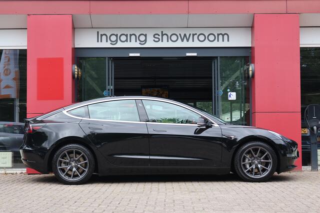Tesla Model 3 Long Range AWD 75 kWh | SoH 87% | Marge | Origineel NL | Panoramadak |