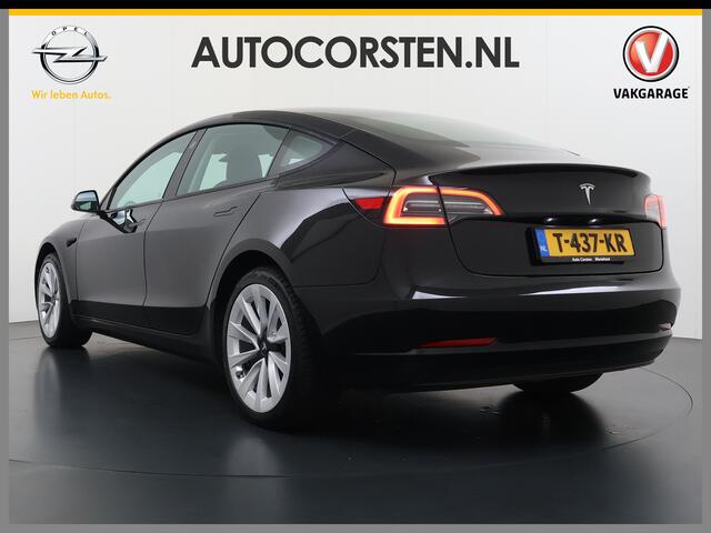 Tesla Model 3 Standard RWD Plus 60kWh Warmtepomp LFP-Accu SOH 93% AMD Ryzen(TM) Stuur+Stoelverwarming Navi Camera's Leder Adap.Cruise Elek.Achterklep Premium Luidsprekers Lmv 19" Led Panoramadak Google Maps® Elek.Stoelen+Memory 1e Eigenaar Origineel Nederlandse Auto