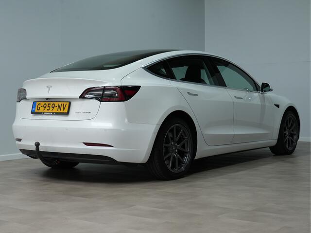 Tesla Model 3 Long Range AWD 75 kWh / 1e Eigenaar! / Trekhaak / Panoramadak Lings bak
