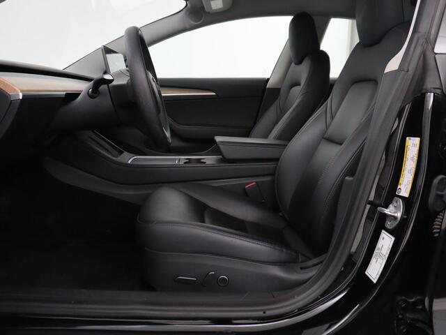 Tesla Model 3 Long Range AWD 75 kWh | SOH 88,8% | Panoramadak | Leder | Memory | Stuur/stoel verwarming | Achterbank verwarming | Adaptive cruise | Climate control