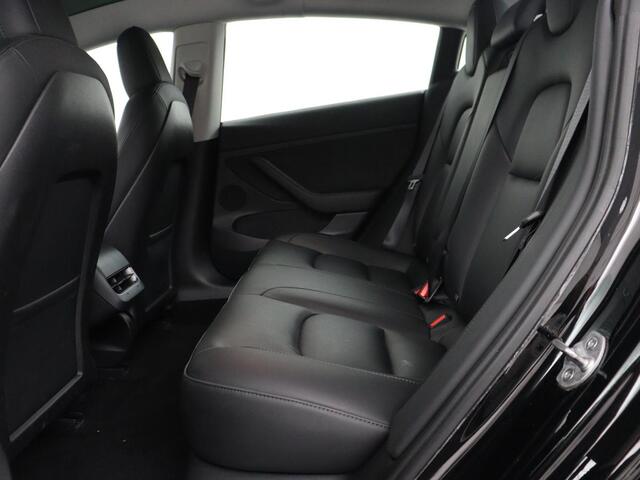 Tesla Model 3 Long Range AWD 75 kWh | SOH 88,8% | Panoramadak | Leder | Memory | Stuur/stoel verwarming | Achterbank verwarming | Adaptive cruise | Climate control