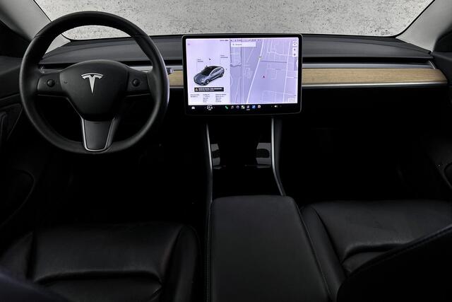 Tesla Model 3 Long Range AWD 75 kWh | Panoramadak | Lederen bekleding