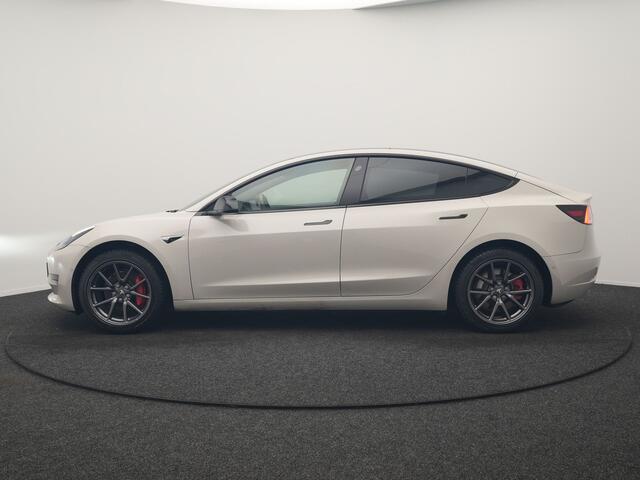 Tesla Model 3 Standard RWD Plus 60 kWh 325pk | Adaptive Cruise | Panodak | Self Driving | Camera | Keyless | Navigatie Via Google Maps | Spotify | DAB | 19"L.M |