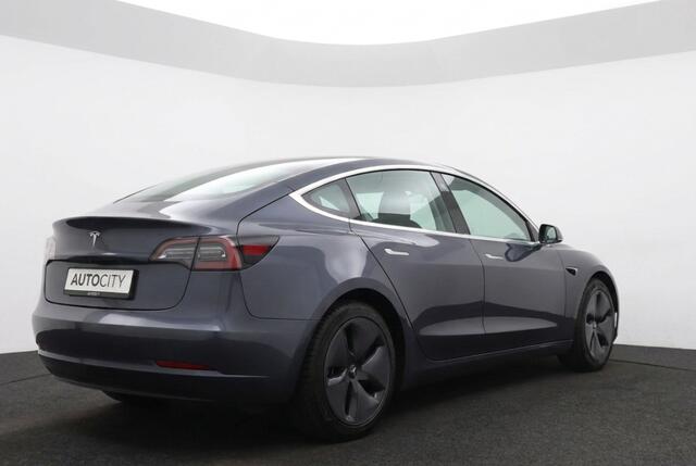 Tesla Model 3 Long Range AWD 86% SOH l 75kWh | Autopilot | Nappa Leder inbouw | Origineel NL auto