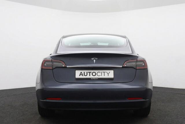 Tesla Model 3 Long Range AWD 86% SOH l 75kWh | Autopilot | Nappa Leder inbouw | Origineel NL auto
