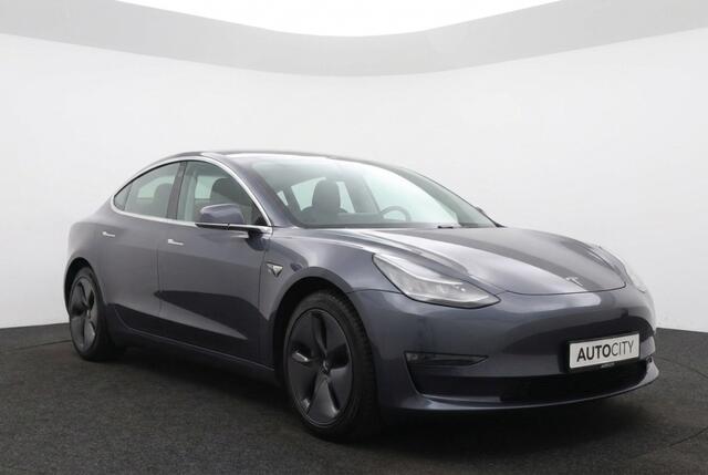 Tesla Model 3 Long Range AWD 86% SOH l 75kWh | Autopilot | Nappa Leder inbouw | Origineel NL auto