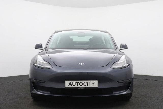 Tesla Model 3 Long Range AWD 86% SOH l 75kWh | Autopilot | Nappa Leder inbouw | Origineel NL auto