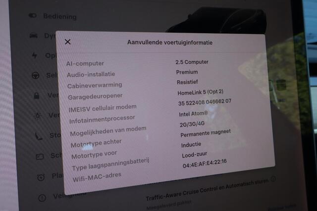 Tesla Model 3 Long Range AWD 75 kWh | SOH 88,6% | Lichtmetalen Velgen | Basic Autopilot | Trekhaak
