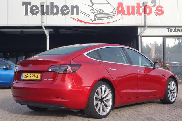 Tesla Model 3 Long Range AWD 75 kWh | SOH 84,8% | Computer 2.5 | Trekhaak | Kofferdeksel elektrisch