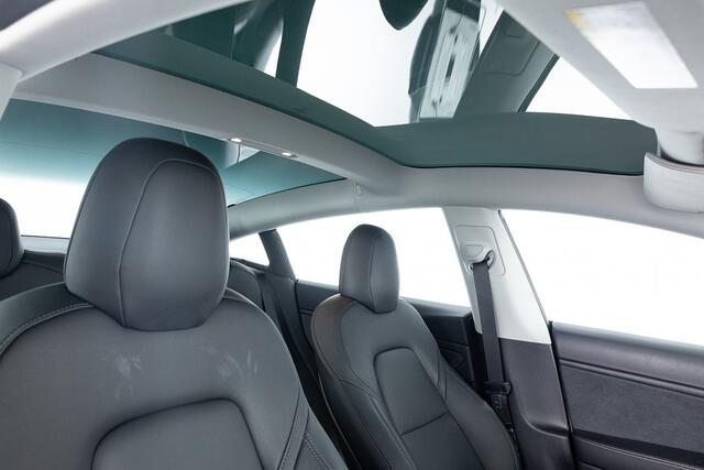 Tesla Model 3 Long Range AWD 75 kWh *SOH 99.5%* PANORAMADAK | LEDER