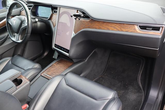 Tesla Model X 100D Performance 6p. Camera, Lederen interieur, CCS ingeschakeld, Cruise control, 6 Persoons, Lederen interieur