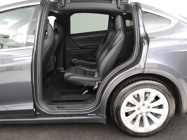 Tesla Model X 100D 6p. | SOH 86,1% | Stuur/stoel verwarming | Leder | Memory | Sfeerverlichting | Adaptive cruise | Climate control | Camera | Park assist | Trekhaak |