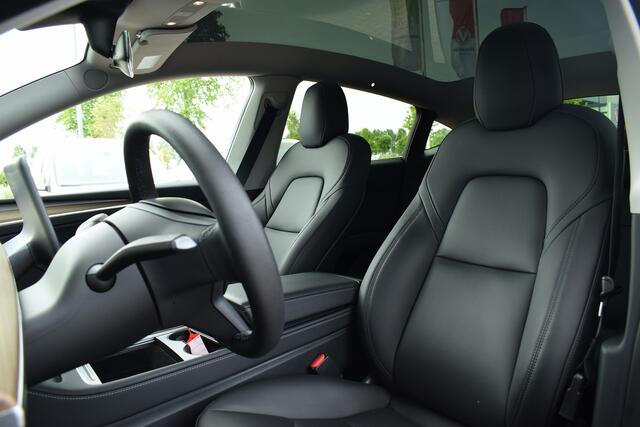 Tesla Model Y Long Range AWD 75 kWh | Achterbank verw. | Stuurverwarming | Dual Motor