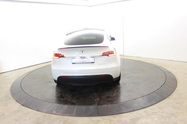 Tesla Model Y Performance AWD 75 kWh 464PK El a-Klep Pano Cam Leder