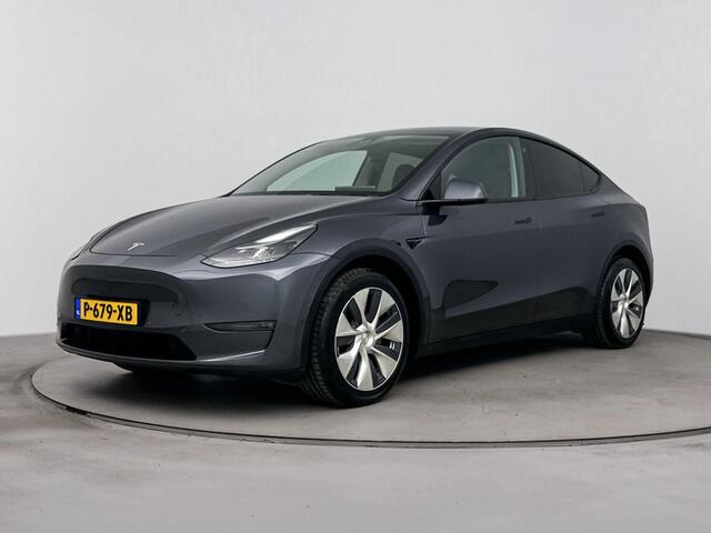 Tesla Model Y Long Range AWD 75 kWh | Leder | Panoramadak | Trekhaak afn.kogel | Navi | Cruise | Etc.