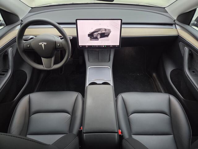 Tesla Model Y Long Range AWD 75 kWh | Leder | Camera | Clima |*