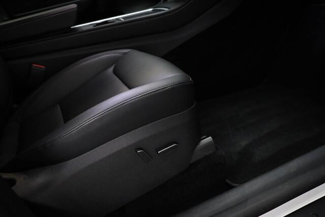 Tesla Model Y Performance AWD 75 kWh | PANORAMADAK | STUURVERWARMING | CAMERA