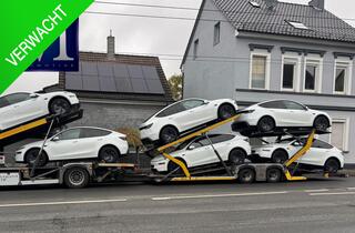 tesla-model-y-premium-long-range-aw