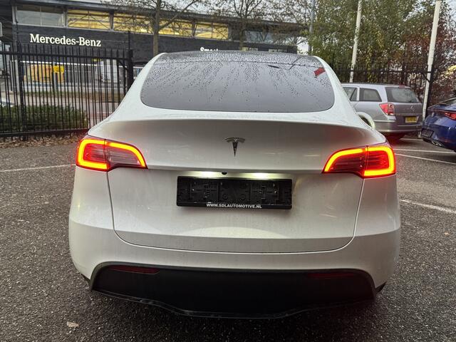 Tesla Model Y RWD 58 kWh // PANODAK // NAVI // ADAPTIVE CRUISE // CLIMA // AUTOPILOT // 360 CAMERA // LEDEREN BEKLEDING //