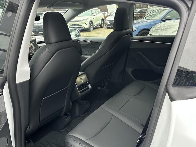 Tesla Model Y Premium Long Range AWD 75 kWh NIEUW MODEL| AUTOPILOT| VOLLEDIGE TESLA GARANTIE T/M 03/2029 OF 80.000KM| DE HOOGVOLTACCU EN AANDRIJFLIJN TOT 2033 of 192.000KM |