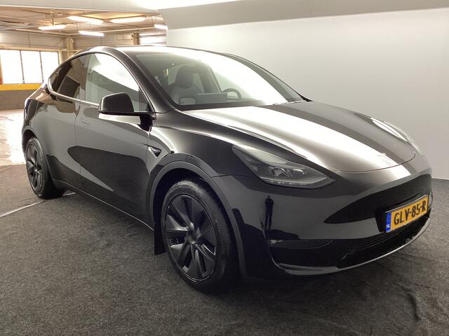 Tesla Model Y Long Range AWD 75 kWh | Trekhaak | Leder |* 27 t/m 31 dec eindejaarsshow!!