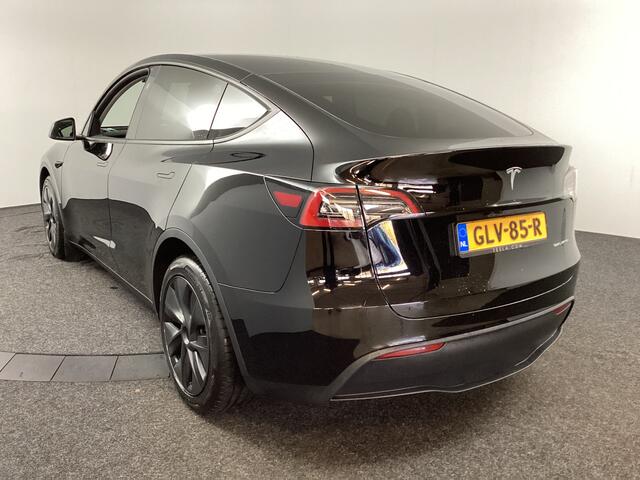 Tesla Model Y Long Range AWD 75 kWh | Trekhaak | Leder |* 27 t/m 31 dec eindejaarsshow!!