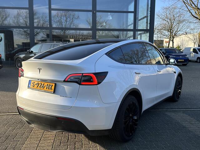 Tesla Model Y Long Range AWD 75 kWh | VAN: ¤39.900,- VOOR: ¤35.877,- UW EINDEJAARSVOORDEEL: ¤4.023,- | SOH 94% | ACCU PAKKET GARANTIE T/M 2031/160K KM | 12 MAANDEN BOVAG GARANTIE | VOOR & ACHTER STOELEN VERWARMD | STUURWIEL VERWARMD | PANO DAK | ELKT. ACHTERKLEP | STOE