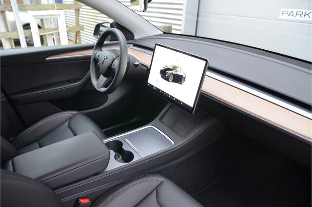 Tesla Model Y Long Range AWD 75 kWh FSD Leer Pano.dak 360° Black Warmtepomp