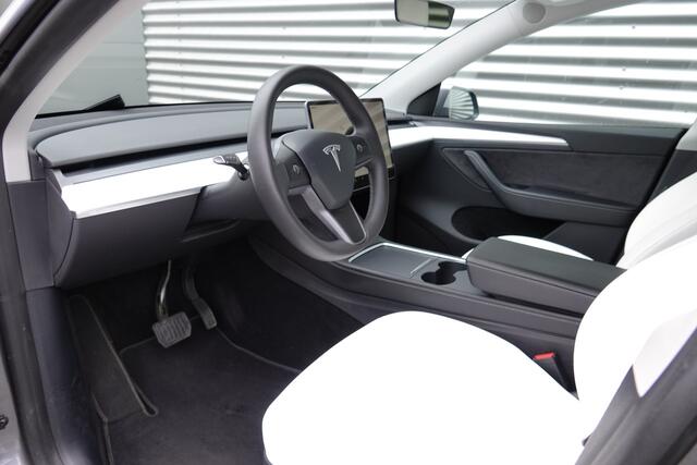 Tesla Model Y Long Range AWD 75 kWh Panorama | Leder Ivoor | NAP |