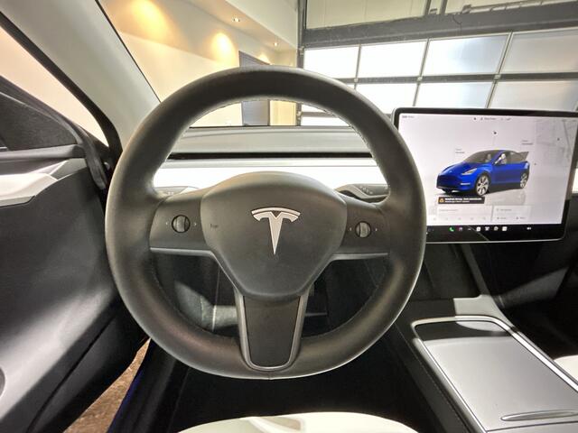 Tesla Model Y Long Range AWD 75 kWh Panoramadak | Wit leder!