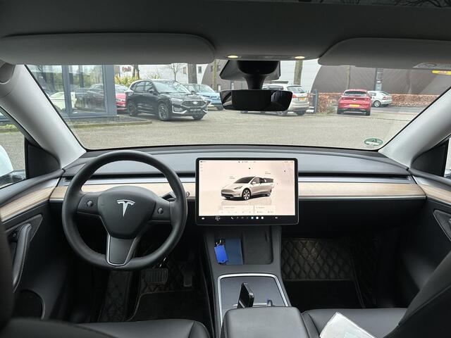 Tesla Model Y Long Range AWD 75 kWh SOH 96% | AUTOPILOT| TESLA GARANTIE OP DE HOOGVOLTACCU EN AANDRIJFLIJN TOT 2030 of 192.000KM | STOEL + STUURVERWARMING| ACHTERBANK VERWARMD