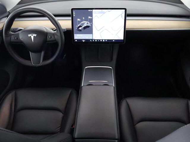 Tesla Model Y Long Range AWD 75 kWh | SOH 84% | Navigatie | Leder | Stoelverwarming | FSD systeem AutoPilot