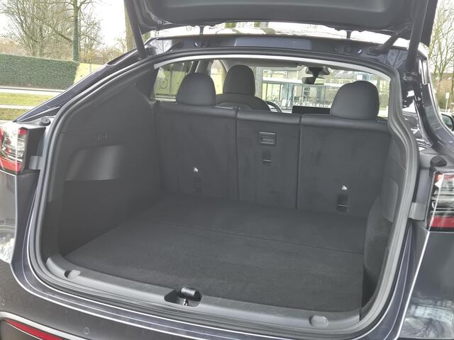Tesla Model Y AWD 75 kWh Long Range Dual Motor | Panodak | Navigatie | Climate Control | Parkeersensoren + Camera | Electr. achterklep