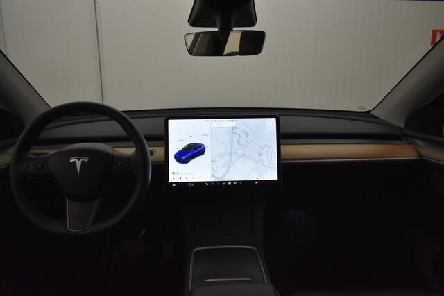 Tesla Model Y Long Range AWD 75 kWh 351Pk LPF Accu Trekhaak EL aKlep Pano Leder Camera