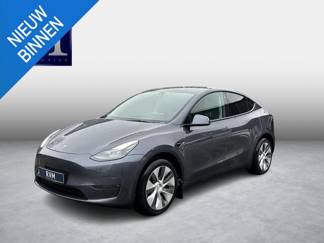 Tesla Model Y Long Range AWD 75 kWh SOH 96% | AFNEEMBARE TREKHAAK | STOEL- EN STUURVERWARMING | FABRIEKSGARANTIE |