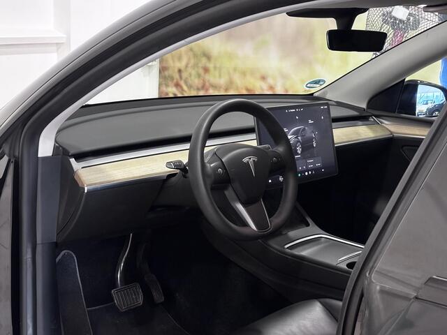 Tesla Model Y RWD 58 kWh | SOH 96% | Leder bekleding | Hoge instap |
