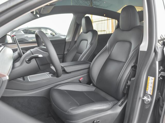 Tesla Model Y Performance AWD 75 kWh Ruim 460Pk, Trekhaak, Panorama, leer, 21 Inch