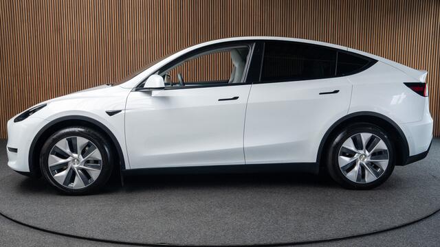 Tesla Model Y Long Range AWD 75 kWh Full Self driving 3 - warmtepomp - Cruise Controll Adaptief - 360 Camera - Wit leder