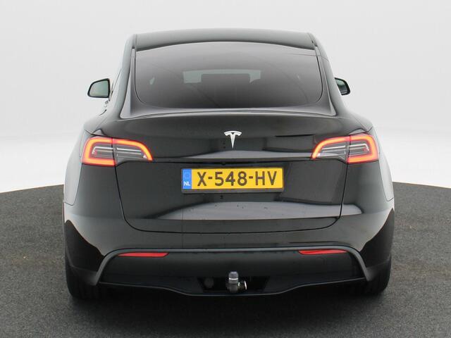 Tesla Model Y RWD 58 kWh 238 Pk | Trekhaak | Panoramadak | Stoel/Stuur Verwarming | 360° Camera | Adaptive Cruise | 56.403 Km !!