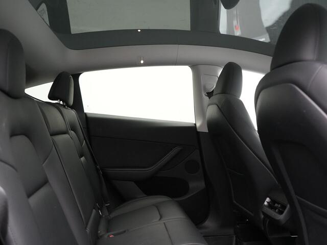 Tesla Model Y Long Range AWD 75 kWh 441pk | Full Self-Driving Capability | Panodak | Adaptive Cruise | Lederen Sportstoelen Memory & Verwarmd | Camera | Navigatie | ANDERE WIELDOPPEN!