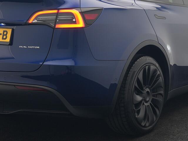 Tesla Model Y Long Range AWD 75 kWh 441pk | Full Self-Driving Capability | Panodak | Adaptive Cruise | Lederen Sportstoelen Memory & Verwarmd | Camera | Navigatie | ANDERE WIELDOPPEN!