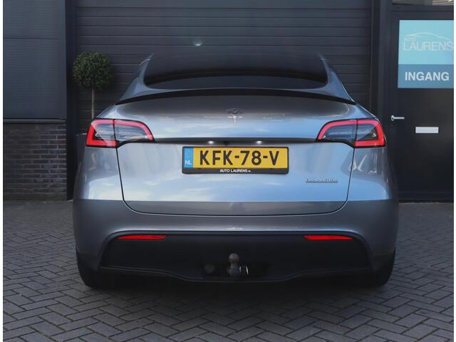 Tesla Model Y Performance AWD 75 kWh | 95.6% SOH | Trekhaak | Stoel en Stuurverwarming