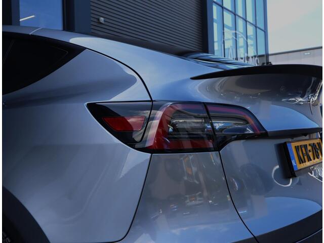 Tesla Model Y Performance AWD 75 kWh | 95.6% SOH | Trekhaak | Stoel en Stuurverwarming