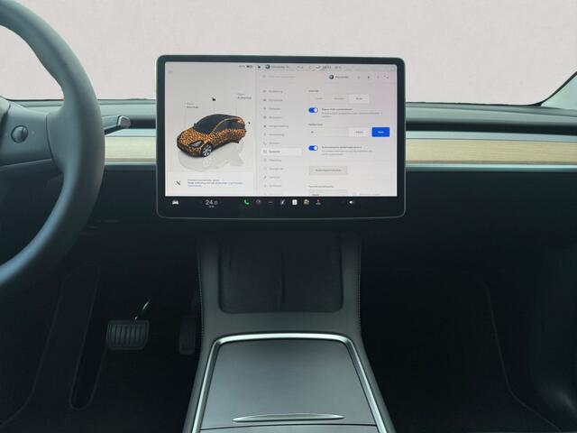 Tesla Model Y Long Range AWD 75kWh | BTW | auto-pilot
