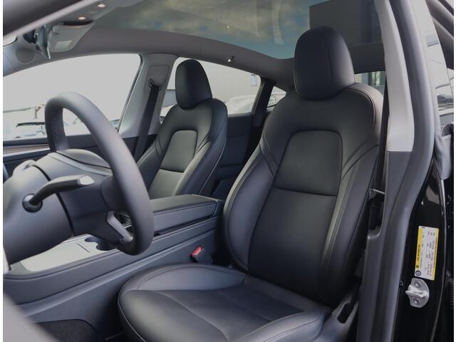 Tesla Model Y Long Range AWD 75 kWh | 94.4% SOH | Pano | Autopilot | Leer | Stoel, Stuur en Achterbank verwarmd